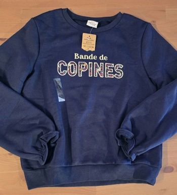 NEUFS (non portés)🏷😍🤩🩷 sweat molleton et teeshirt ml 10 ANS FILLE 🩷🩷