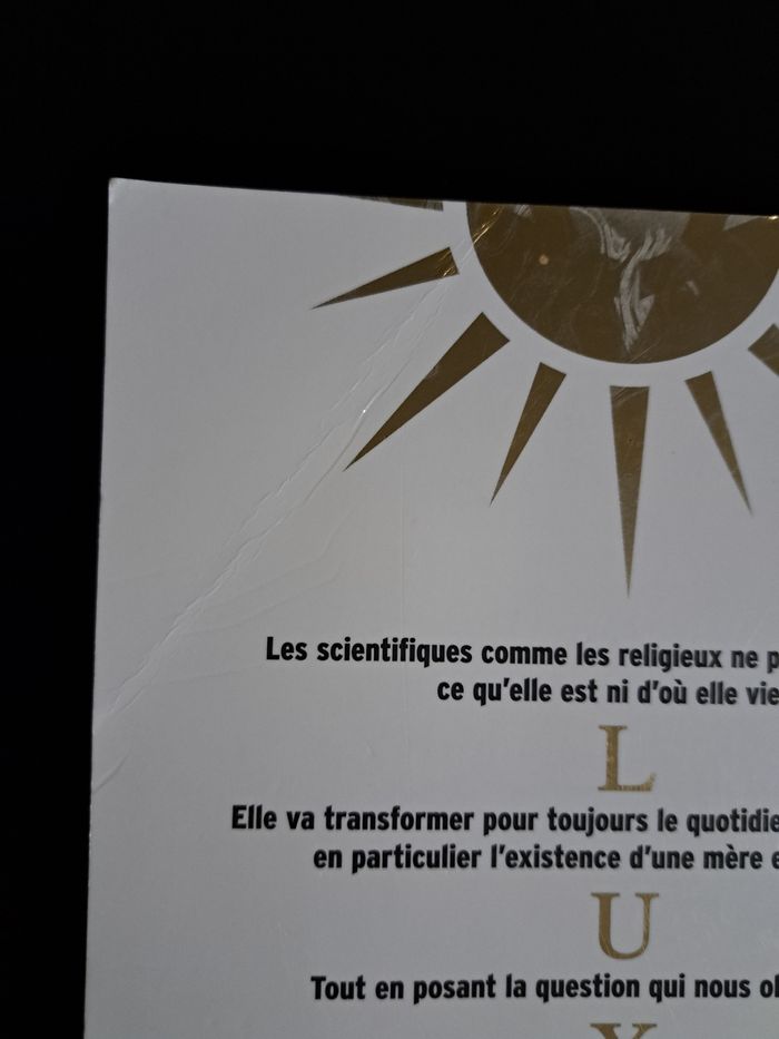 Livre lux - photo numéro 4