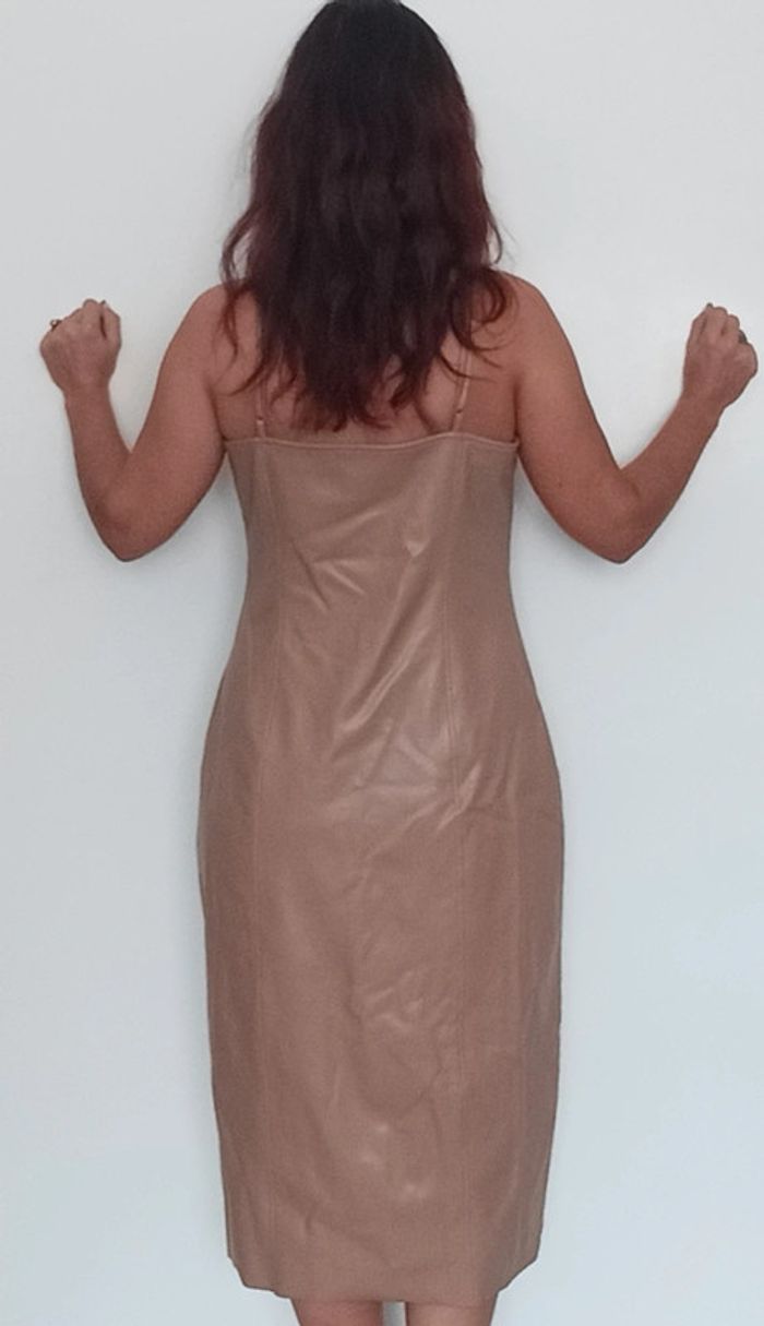 Robe sexychic a bouton similicuir 42/44 - photo numéro 6