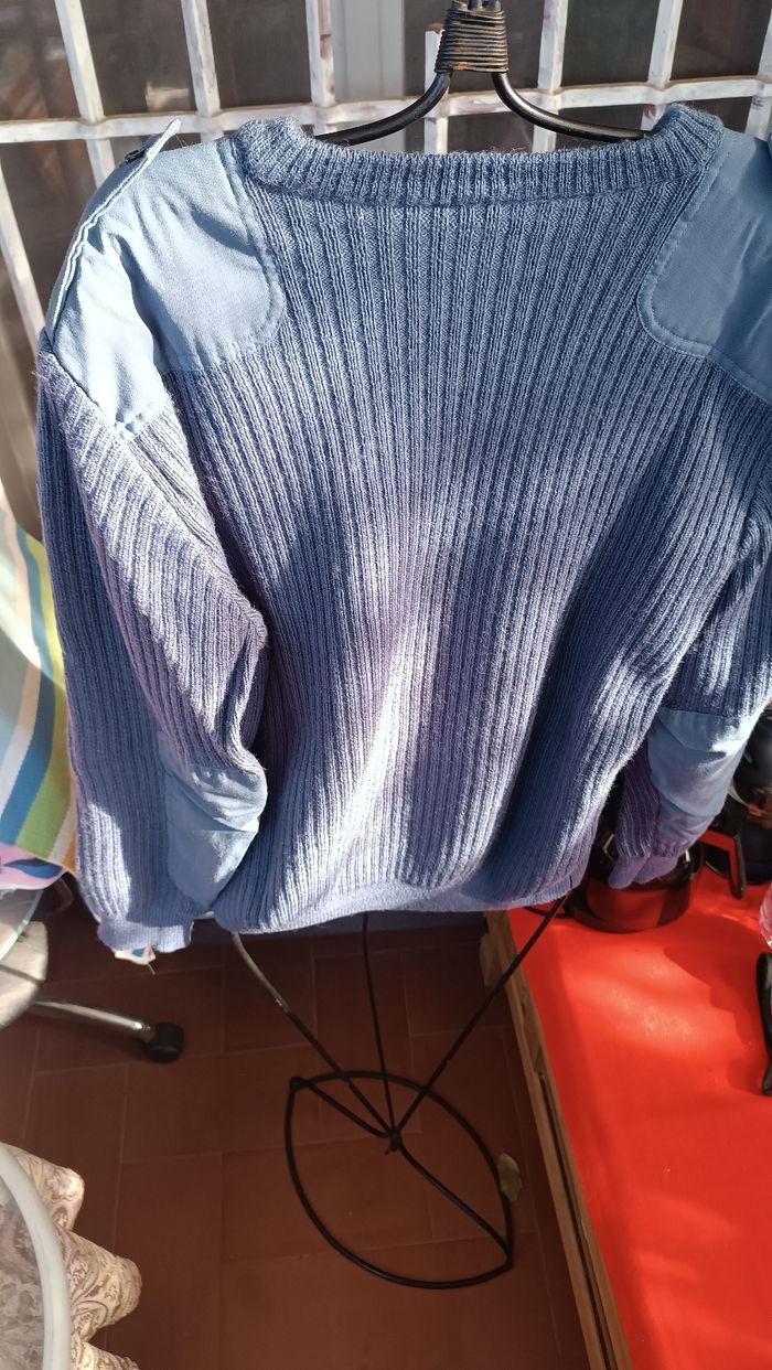 Pull  col v 100 % laine taille l - photo numéro 9