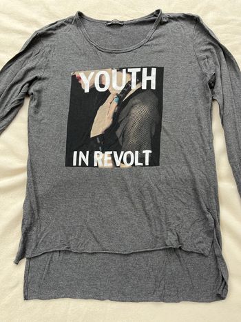 Pull youth in revolt L
