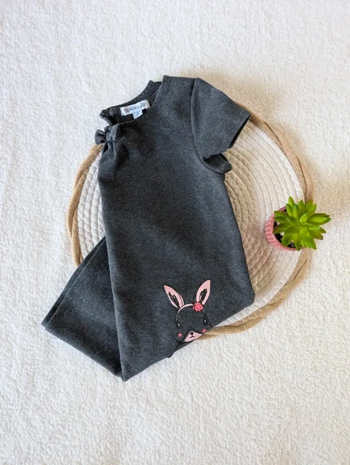 đ° Robe grise Ă motif lapin â 8 ans