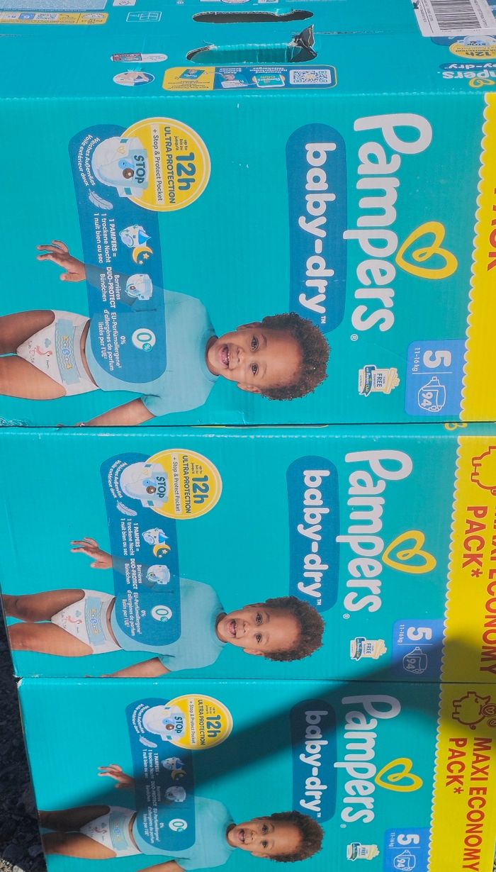 Couche pampers taille 5 - photo numéro 2