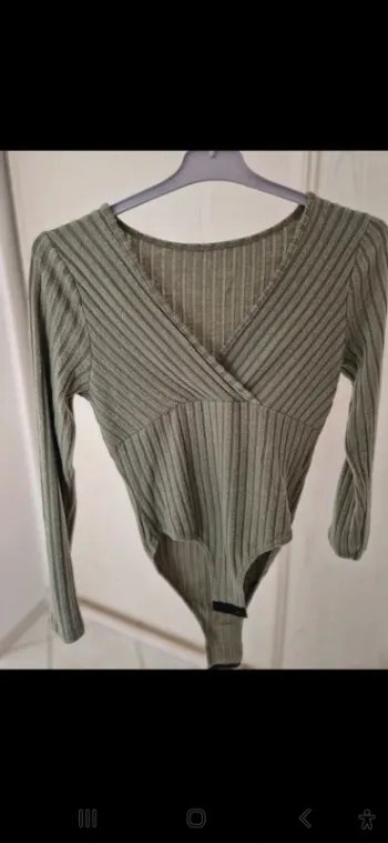 Body côtelé moulant vert menthe taille 38