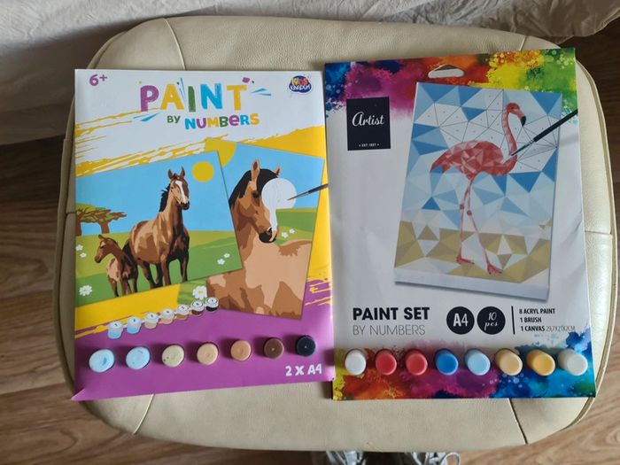 Jeu de peinture neufs