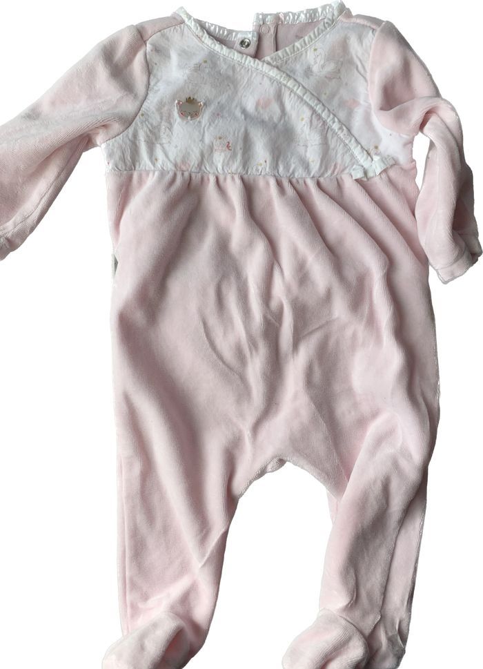 Lot de pyjamas - photo numéro 2