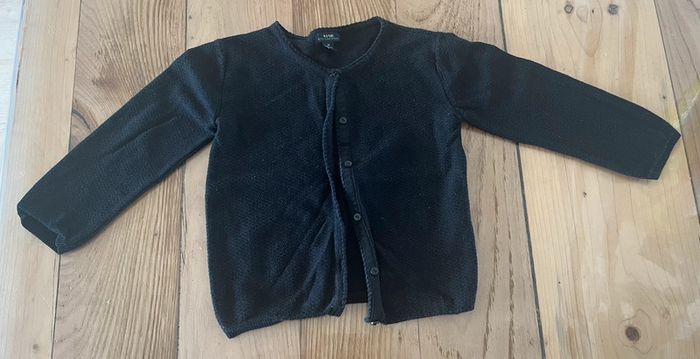 🖤 Gilet noir – 24 mois – Kiabi