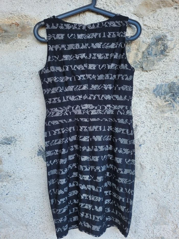 Superbe robe dentelle noire et blanche, Esprit taille M (38/40) - photo numéro 4