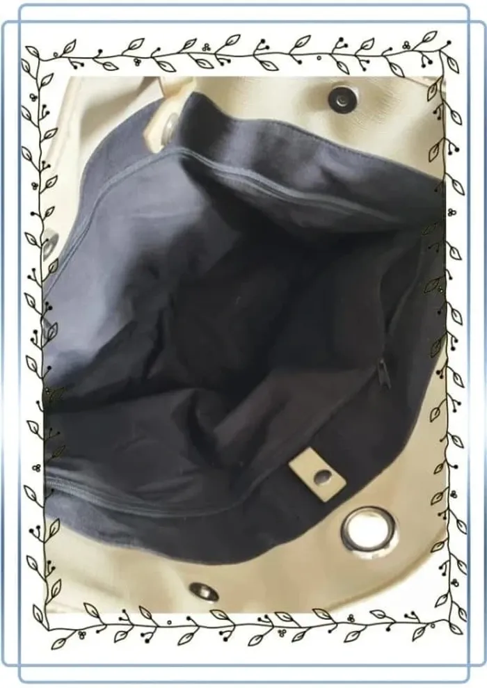 Sac fourre tout beige Sequoia, plusieurs petites traces - photo numéro 5