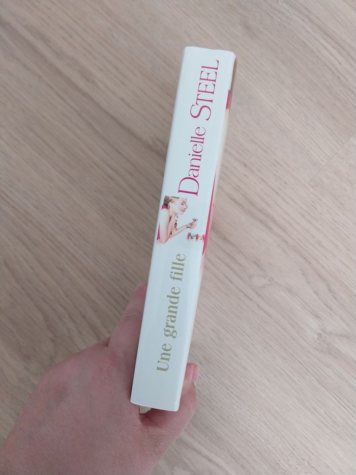Une grande fille - photo numéro 3