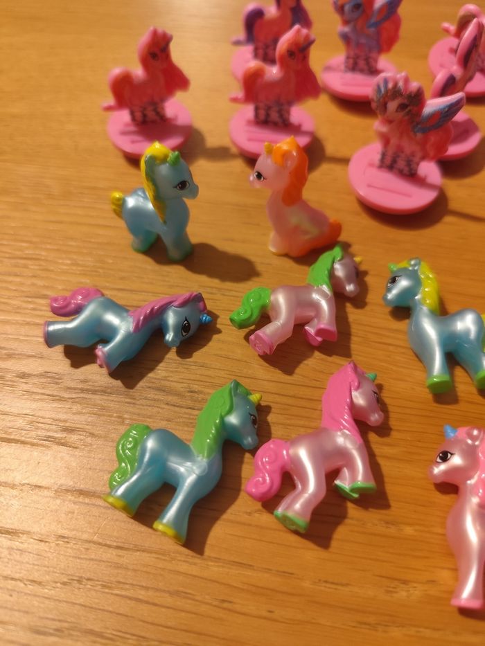 Lot petits jouets licornes poneys chevaux collection 22 pièces - photo numéro 2