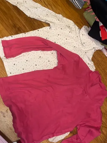 Lot 3 articles 1 legging et 2 sous pull