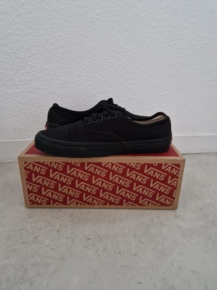 Chaussure vans noir comme neuf - photo numéro 4