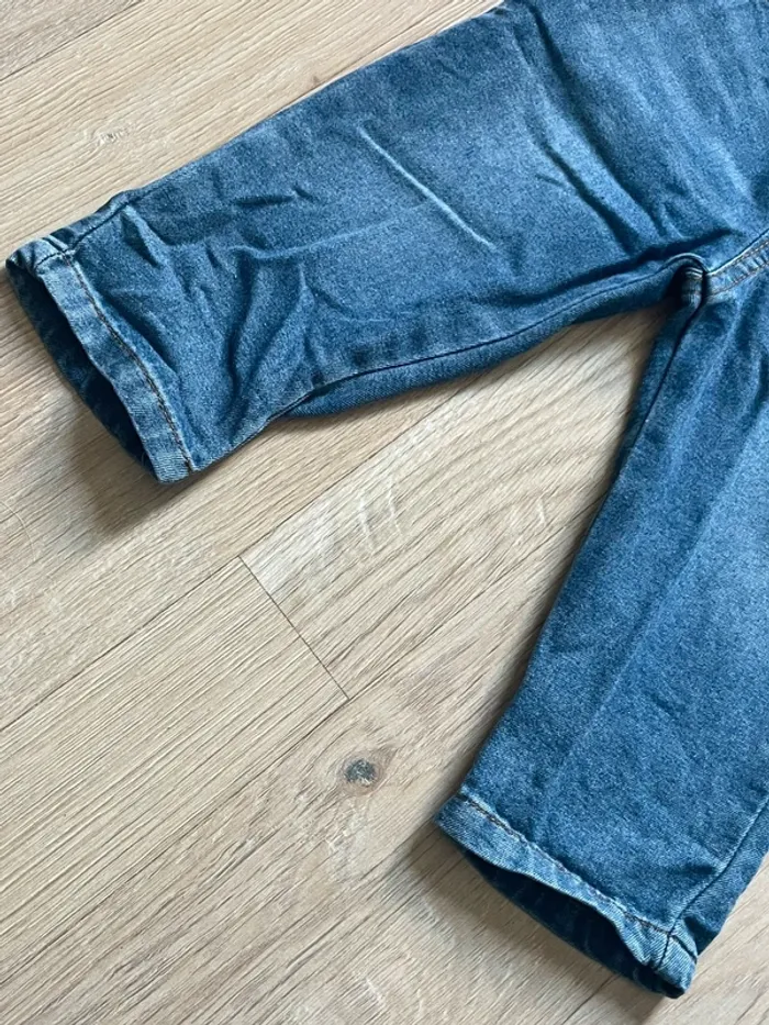Jeans 6-9 mois - photo numéro 3