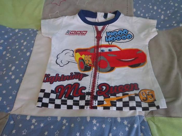 T-shirt disney cars 12 mois