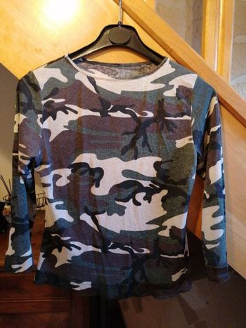 Tee shirt camouflage