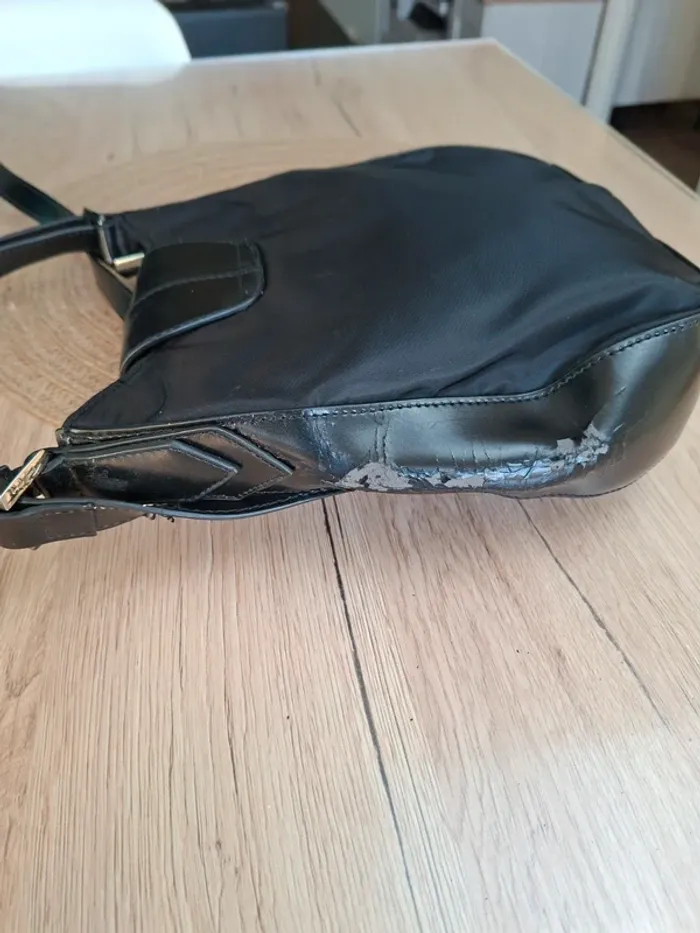 Sac Thierry Mugler noir vintage – Étoile métallique – Bandoulière - photo numéro 10