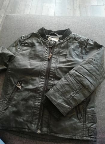 Veste imitation cuir h et m 5 ans