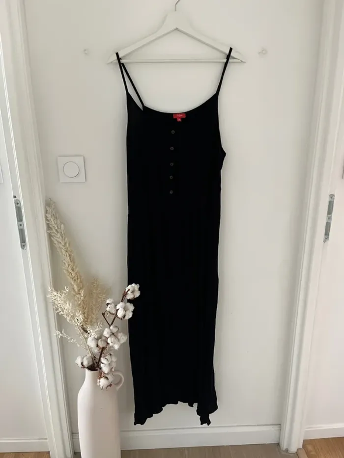 Robe longue noire, taille 44