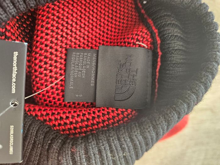Pull s the north face - photo numéro 8