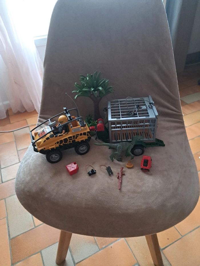 Playmobil dino