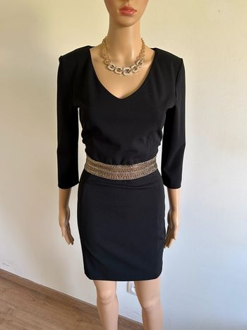 Robe noire et dorée Astrid Black Label taille M jamais portée