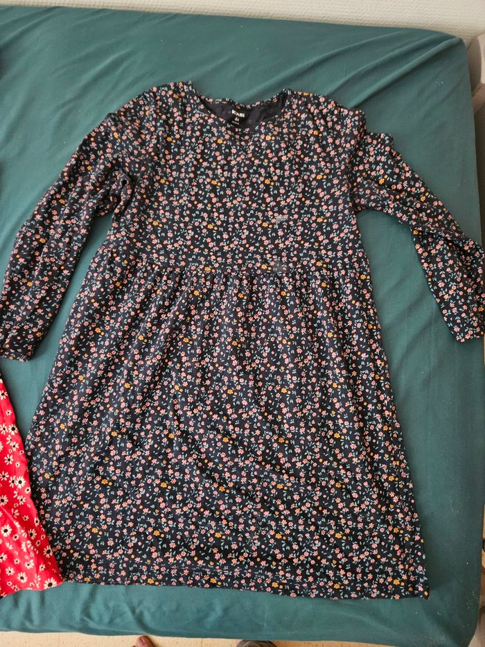Lot robe pour fille