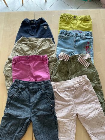 Lot de 8 pantalons filles 12 mois multimarque