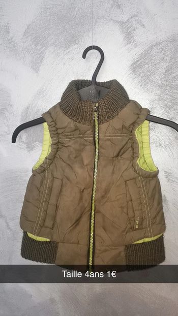 Doudoune sans manche taille 4ans