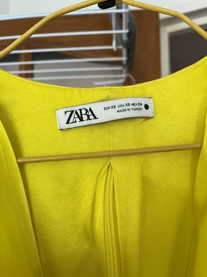 Top Zara en taille XS - photo numéro 2