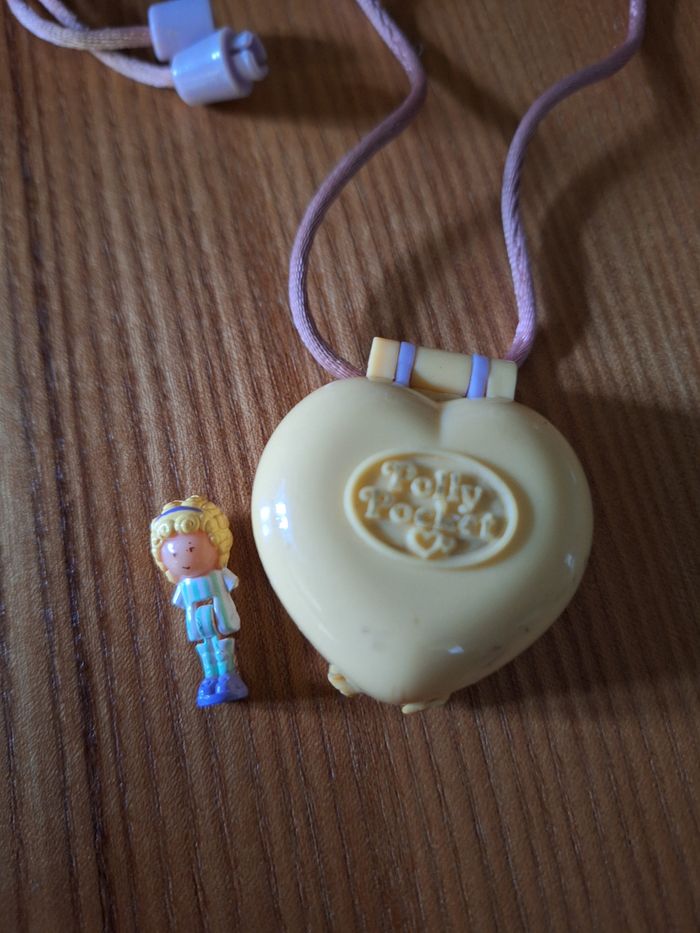 RARE Polly Pocket vintage année 1980 - Médaillon jaune - photo numéro 2