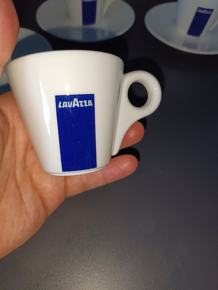 Service à expresso de bistro  Lavazza ( 4 tasses + 4 sous-tasses( - photo numéro 3