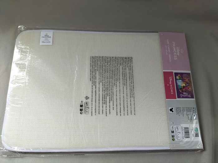 🩷 Tapis en mousse Princesses - 40x60 cm - Disney - Neuf 🩷 - photo numéro 3
