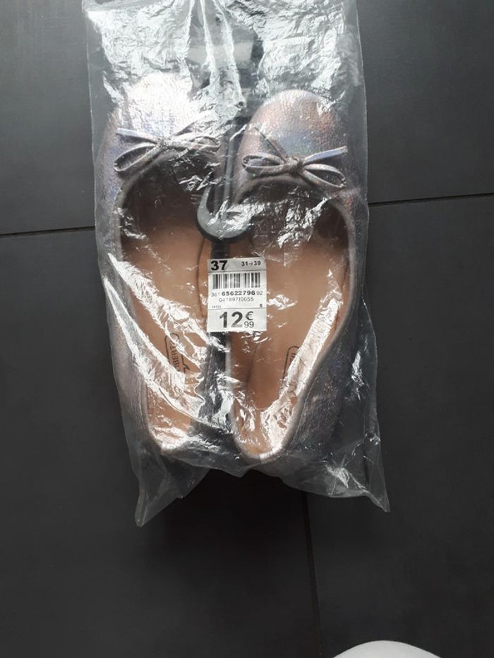Ballerines paillettées état neuf Liberto 37 - photo numéro 6