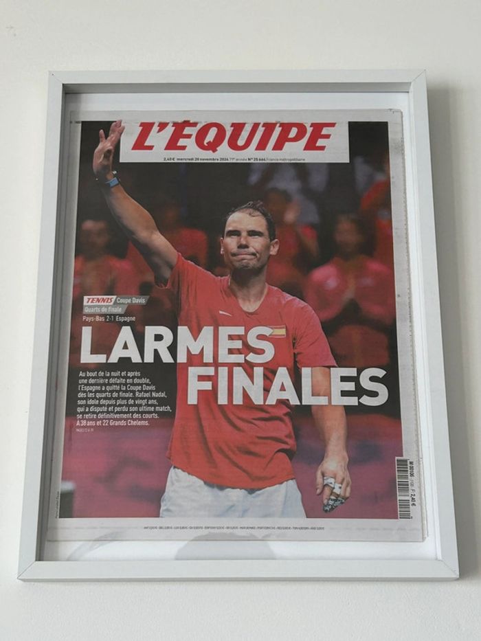 Journal l’Equipe Rafael Nadal « Larmes finales » 20/11/2024 cadre blanc