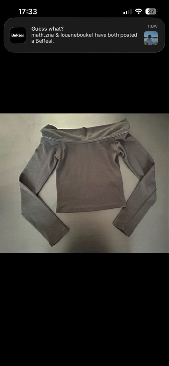 Top épaule dénudé noir bershka XS - photo numéro 3