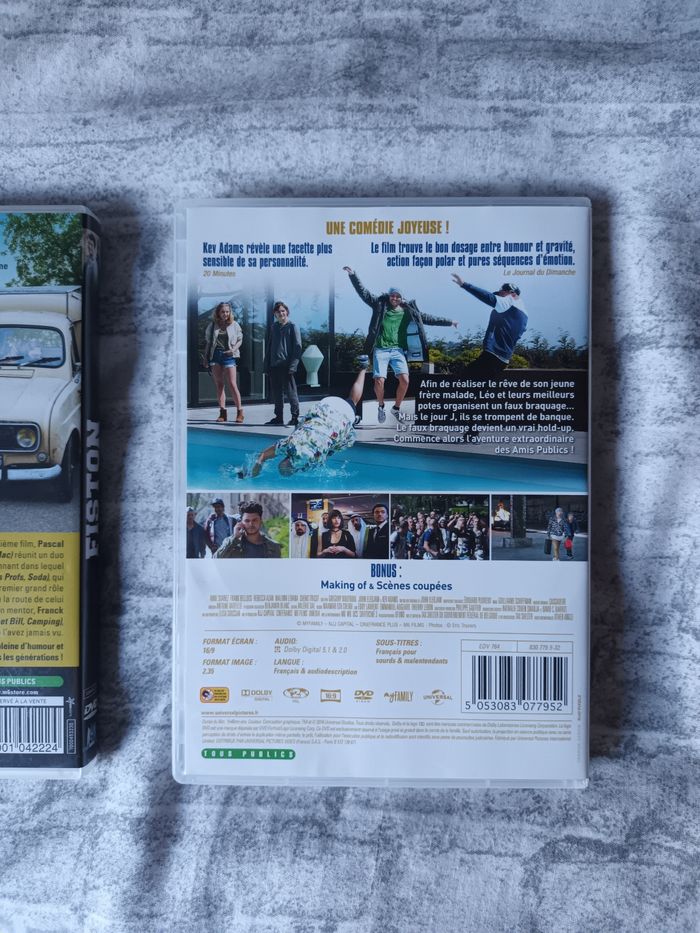 DVD | " Amis Publics " avec Kev Adams 🌞💐 - photo numéro 3