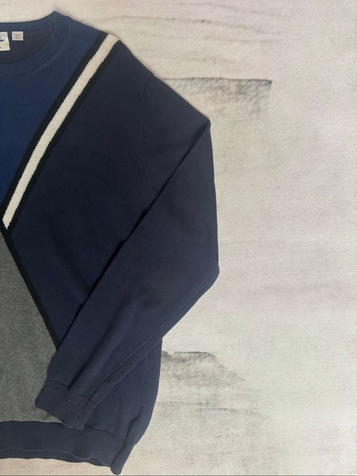 Pull Lacoste en maille bleu marine motif mosaïque taille L - photo numéro 6