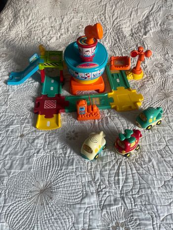 Mon aéroport interactif tut tut bolides