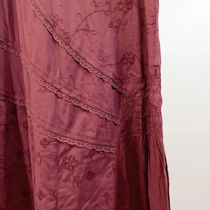 Robe brodée fleurs prune Amarante Plus Taille 42 A826 - photo numéro 2