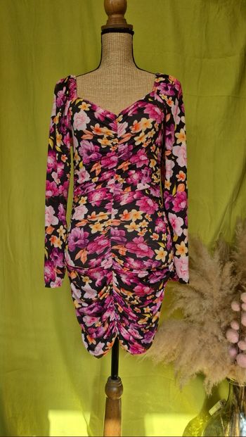 Robe moulante fleurie drapée - Manches longues - T.38 / M