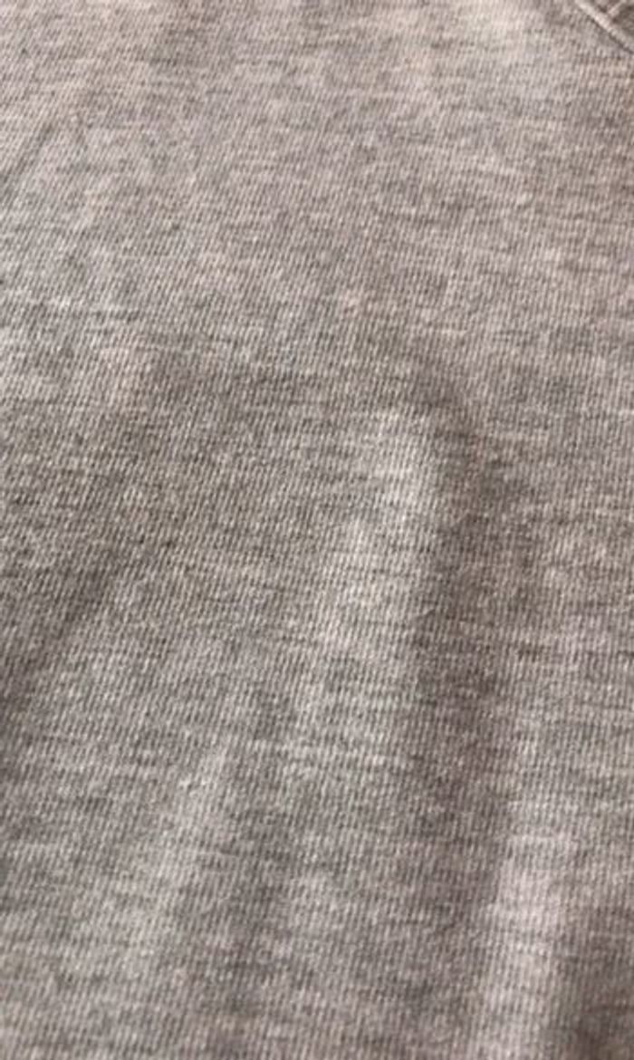 t-shirt garçon gris chiné col V coton élastane - photo numéro 3
