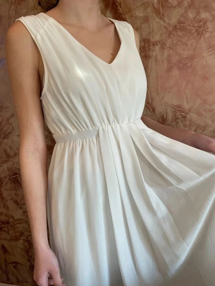 Fabuleuse robe de cocktail ou de soirée - photo numéro 3