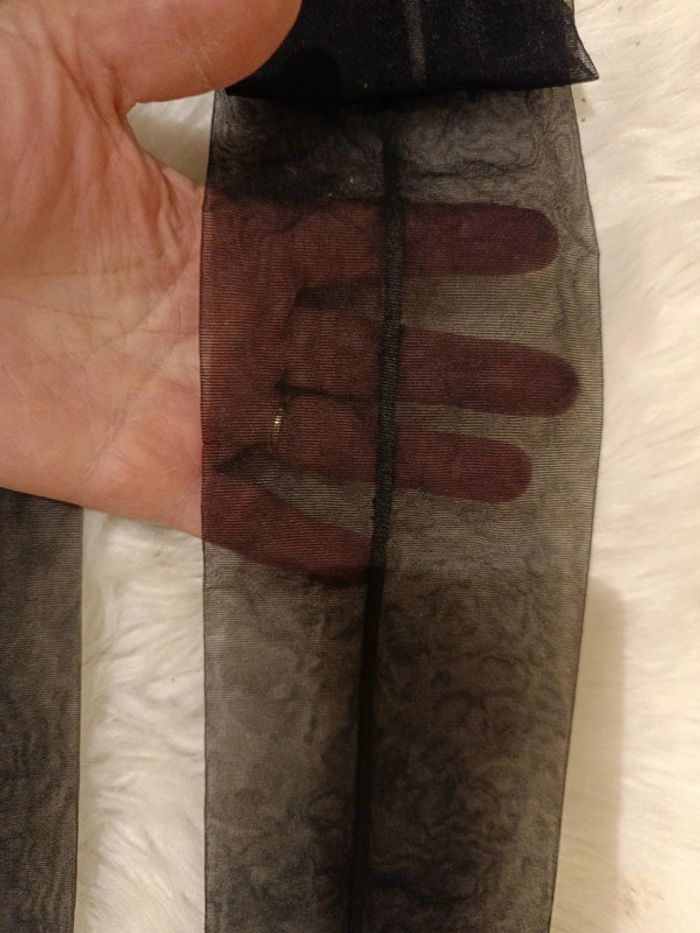 Collant neuf noir, bande large sur le derrière de la jambe - photo numéro 2