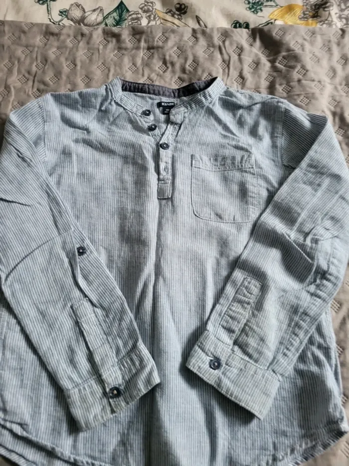 Bermuda et chemise 10 ans - photo numéro 8