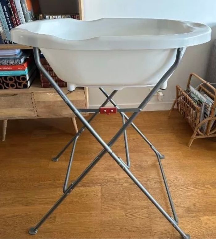 Baignoire Aubert sur pied
