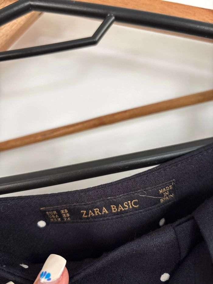 Short bleu marine à pois blanc Zara taille XS - photo numéro 3