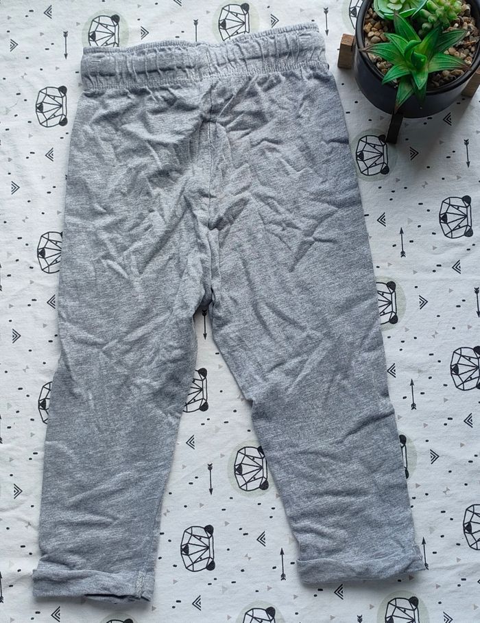Pantalon taille 18 mois - photo numéro 3