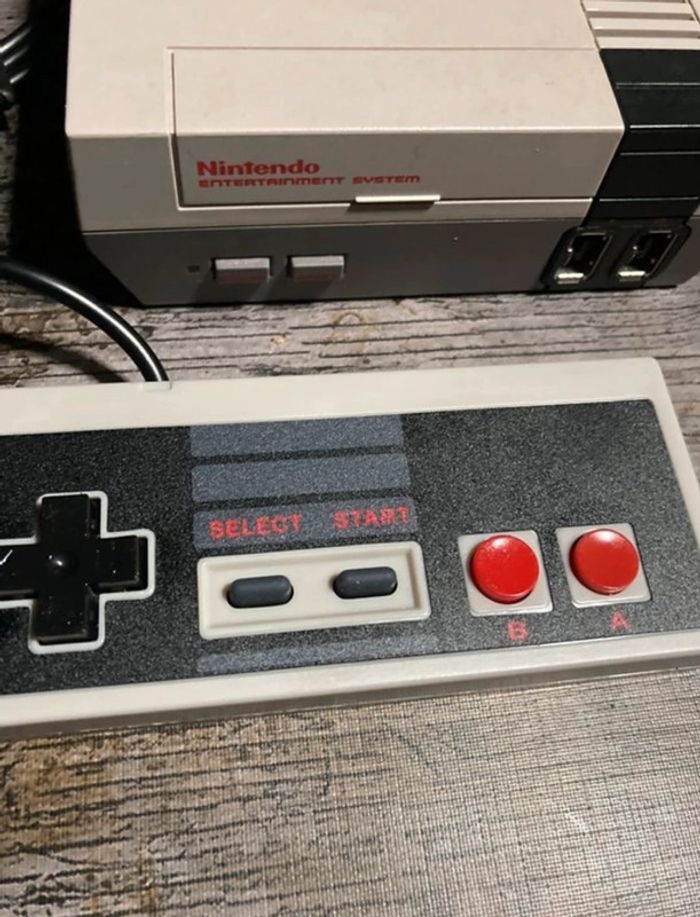 Console Nintendo Mini NES complète fonctionnel PAL - photo numéro 5