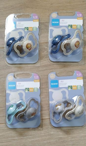 4 lots de tétine MAM